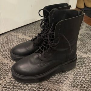 L’Intervalle Black Leather womens  Boots